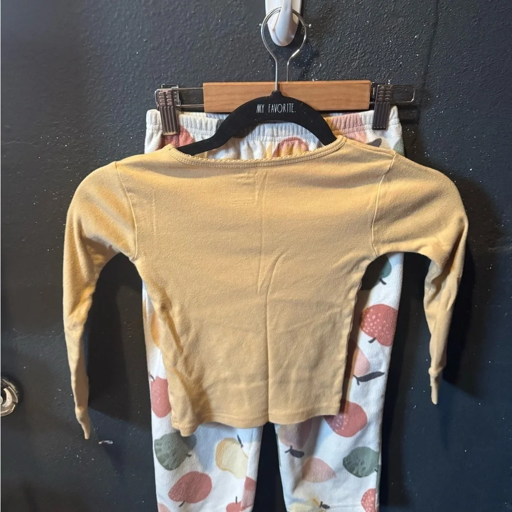 Carter's Yellow Pajama Set with Fruit Design Size 5T